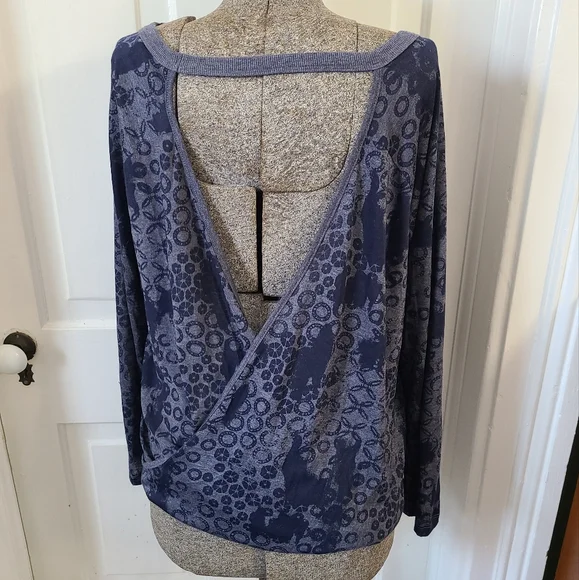 Open Back Sheer Top - Picture 2 of 7